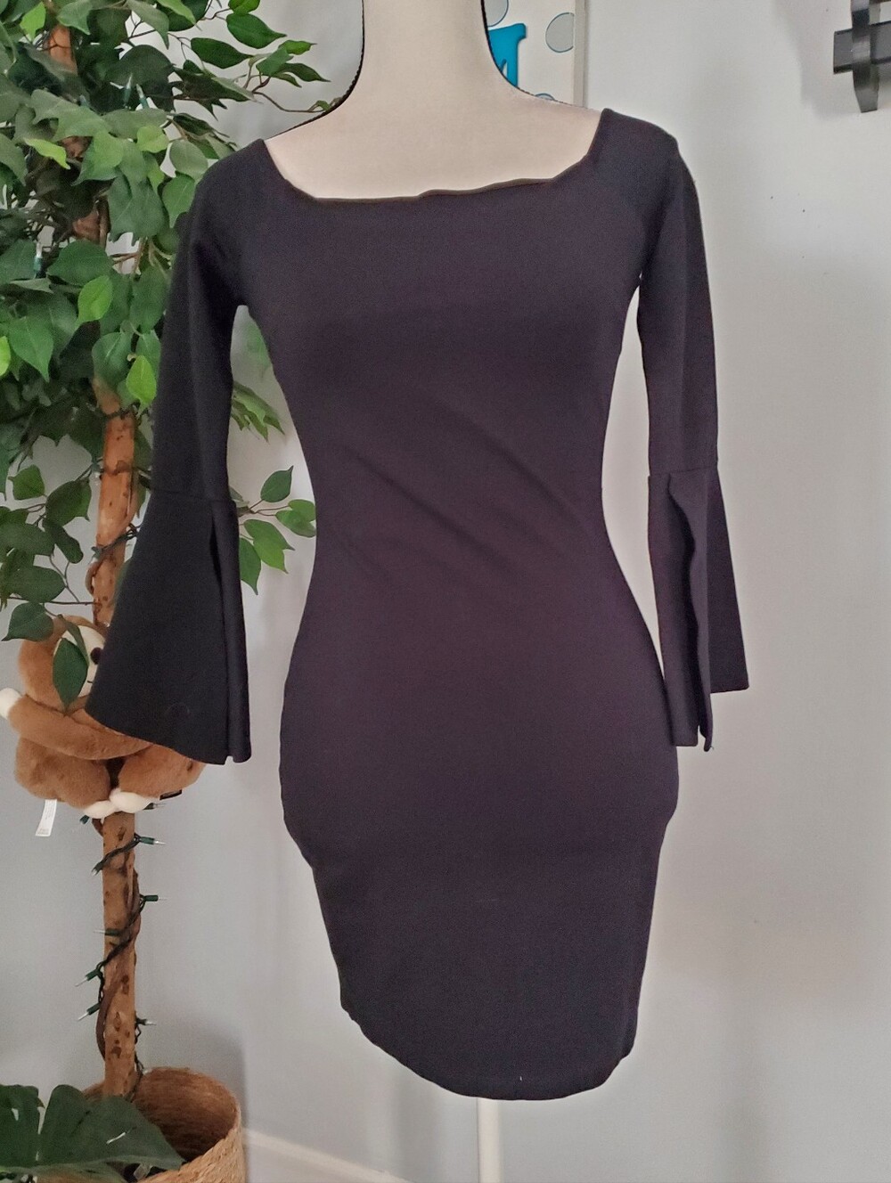 LULUS Marseille Split Bell Sleeve Off Shoulder Dress S